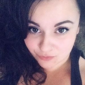 Meet your Posher, Desiray